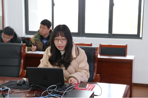 228c5412-6c3b-4ac3-9330-e1a13bf456f7.png