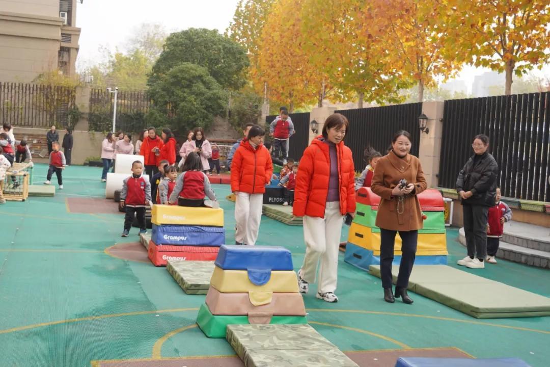 7fa2a63d-30d9-4d1b-adba-4e820540048b.jpg